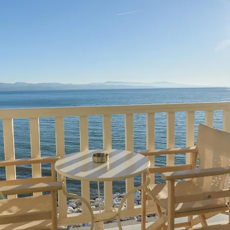 Archontiko Seaside Hotel-beachfront Blue Experience 3* Plataniász