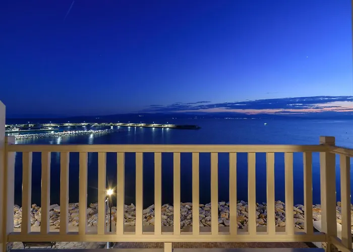 Archontiko Seaside Hotel-beachfront Blue Experience Apart Otel