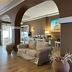 Archontiko Seaside Hotel-beachfront Blue Experience Hotel de apartamente