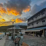 Archontiko Seaside Hotel-beachfront Blue Experience شقة فندقية