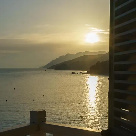 Archontiko Seaside