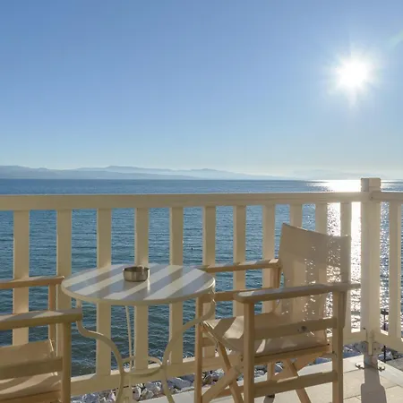 Archontiko Seaside Hotel-beachfront Blue Experience Hotel de apartamente Platanias (Thessaly)