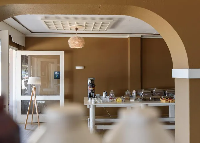 Ξενοδοχείο με διαμερίσματα Archontiko Seaside Hotel-beachfront Blue Experience Πλατανιάς