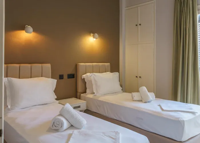 Ξενοδοχείο με διαμερίσματα Archontiko Seaside Hotel-beachfront Blue Experience 3*